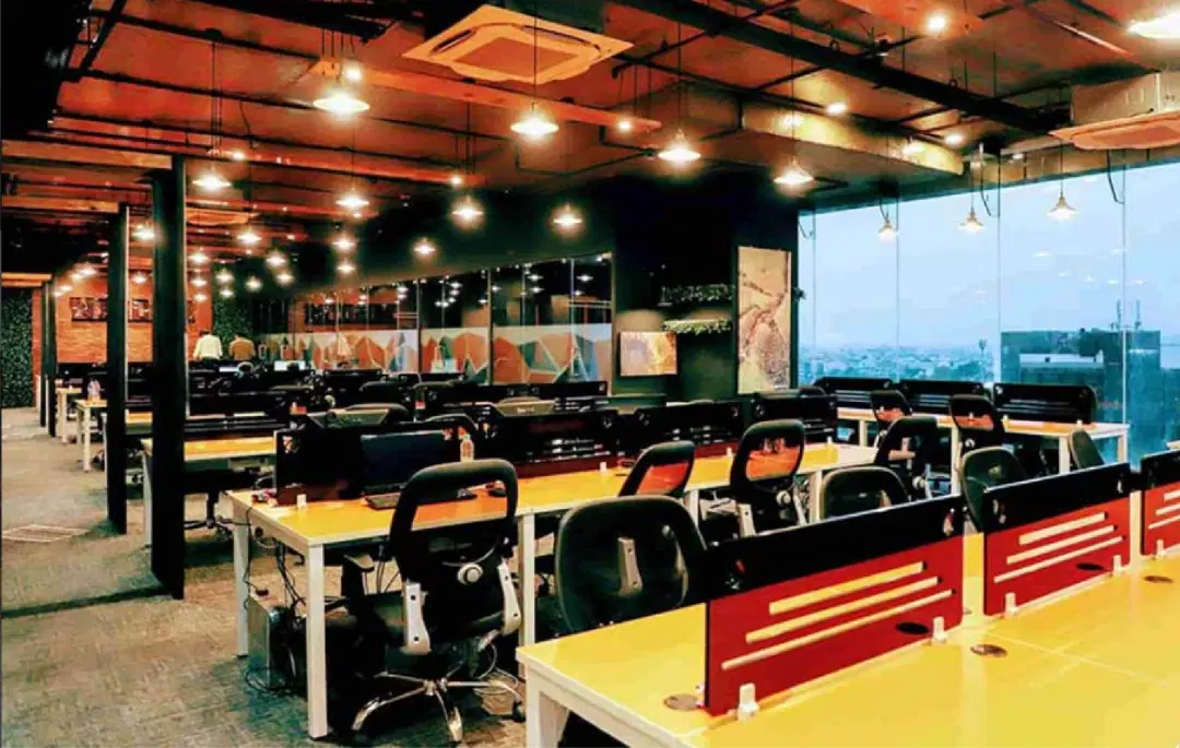 Incuspaze Princess Business Skyline - Image 2