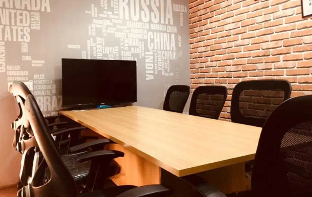 Incuspaze Princess Business Skyline - Image 3