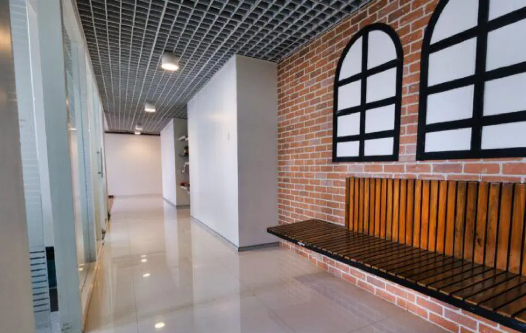 Incuspaze Finswell - Image 1